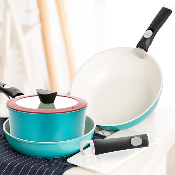 5 Pieces Aluminum Nonstick Cookware Set with Detachable Handle Homary UK