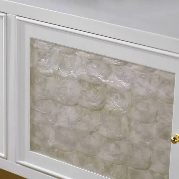 White Shell TV Stand with Stroage for TVs up to 75