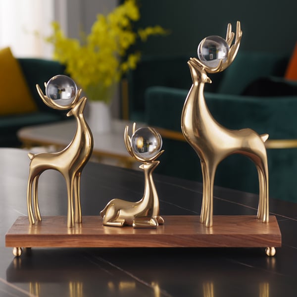 3 Pieces Gold Resin Reindeer Sculpture Chrismas Deer Decor Art Ornament
