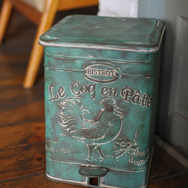 Distressed Metal Trash Can 15 Liter Rustic Farmhouse Trash Can