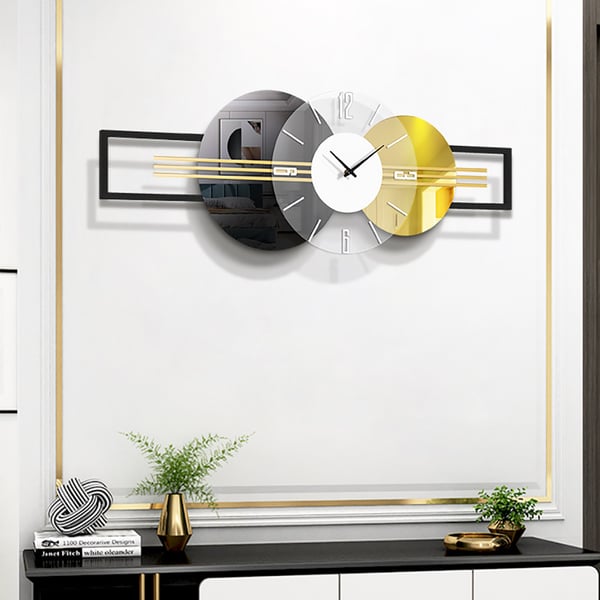3D Geometric Design Oversized Wall Clock with Overlapping Effects