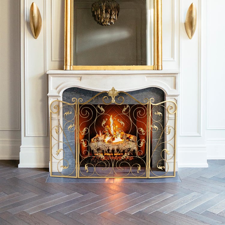 Tela de lareira dobrável retrô dourada de 3 painéis com folha de acanto