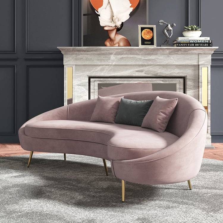 Modernes, geschwungenes Sofa aus rosafarbenem Samt, 2400 mm, goldfarbene Edelstahlbeine mit Kissen｜Homary DE