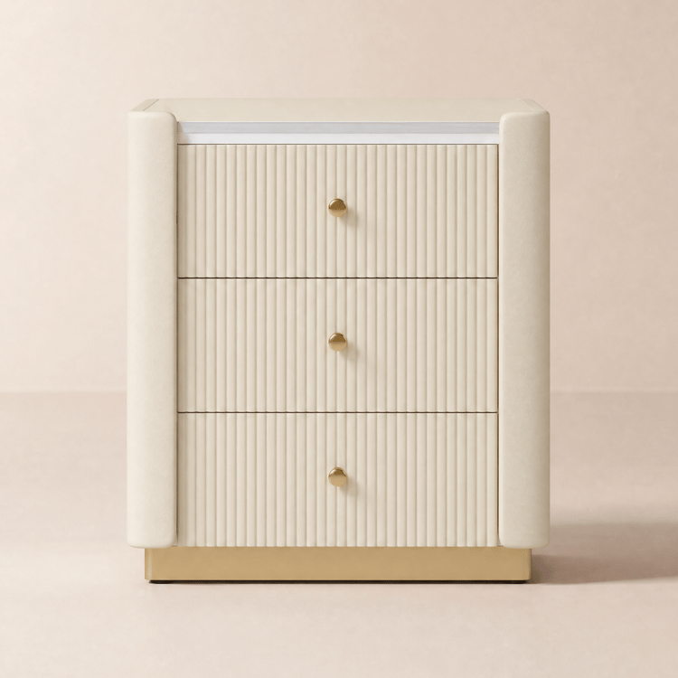 Table de chevet Vallux en cuir blanc à 3 tiroirs avec plateau en pierre frittée et port USB