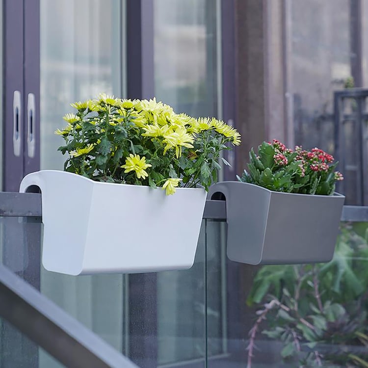 30 planter pot Bedford 30 Large Planter Black main image 1