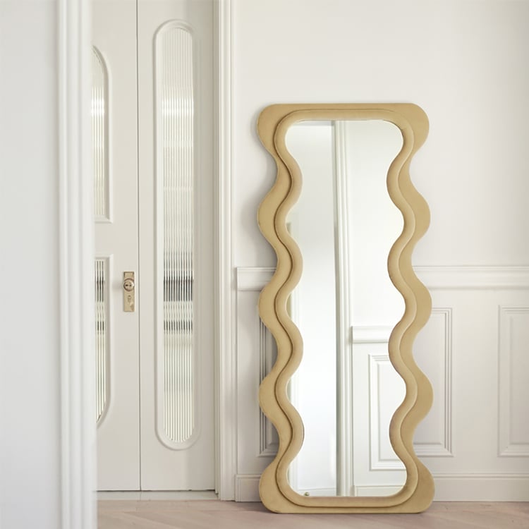 NeuType Grand Miroir Arqué Pleine Longueur 150 X 50,8 Cm Avec Support Pour Chambre à Coucher, Miroir Mural à Suspendre Ou Penché Contre Le Mur Doré