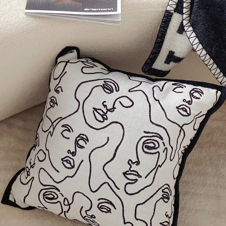 Set Of 4 Linen Pillow Covers 18x18 Inch - New York City Black & White Print, Sofa Bed Decor - View #10