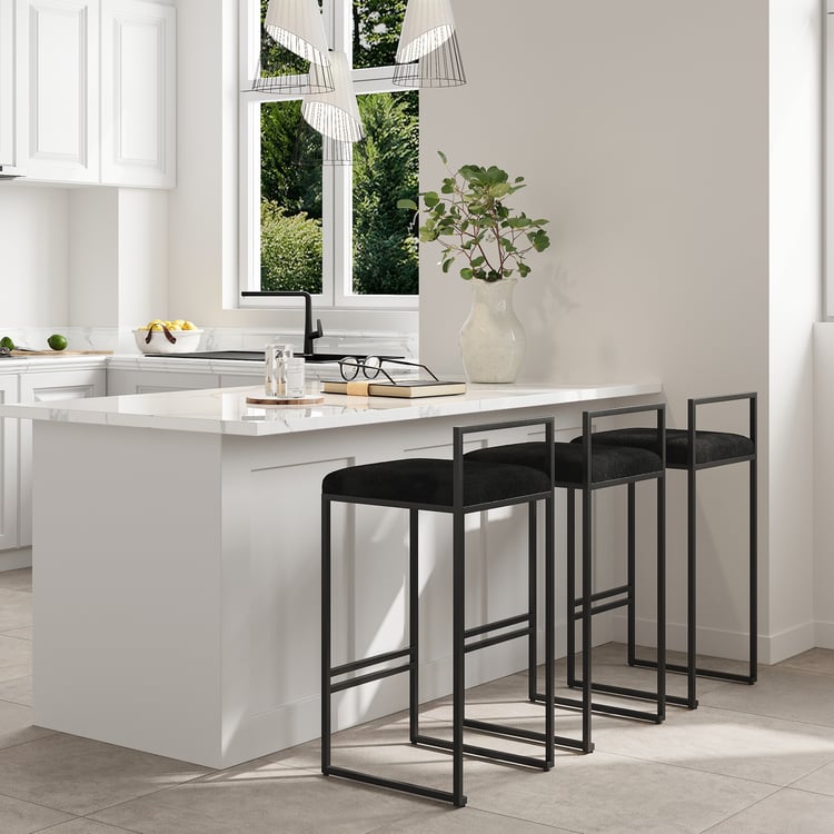 6-delige eigentijdse barkruk van zwart fluweel met rugleuning en voetsteun