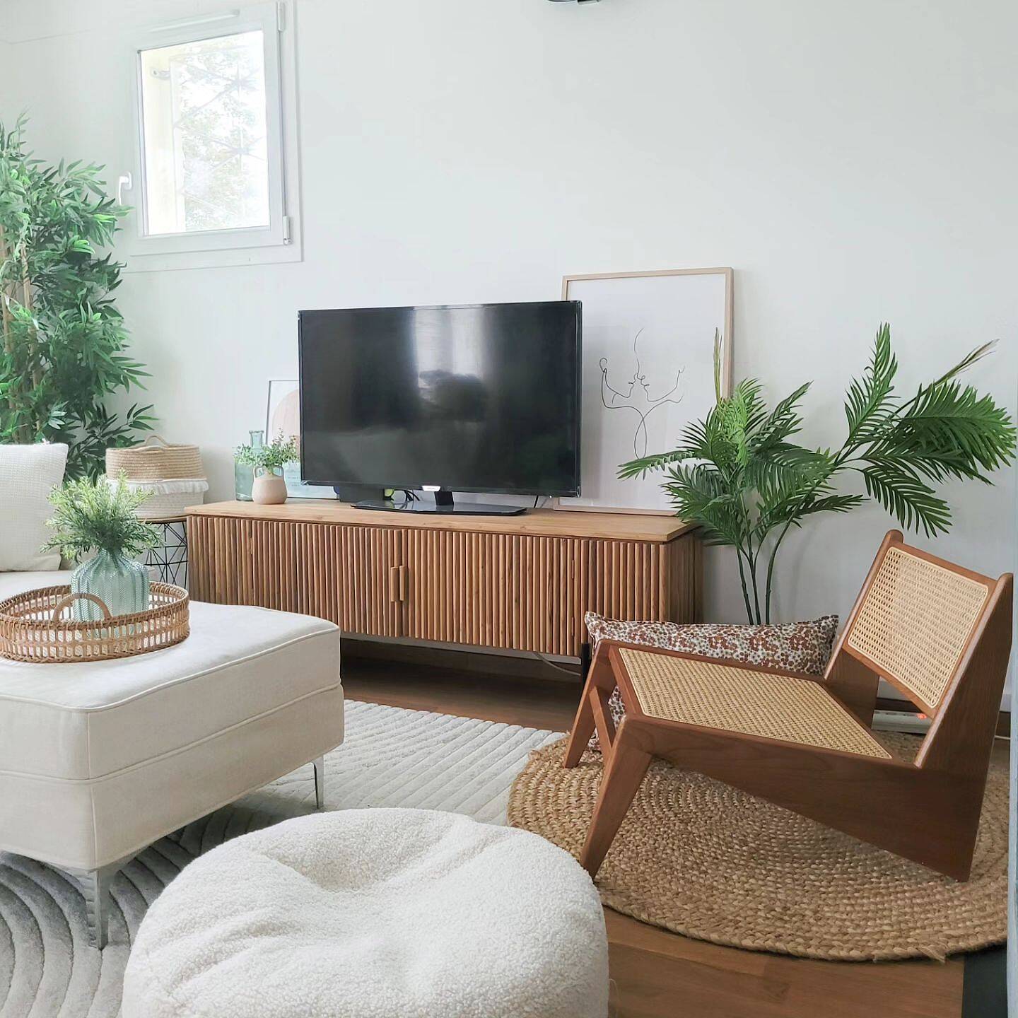 Japandi decorative armchair in wood and walnut rattan for living room featured image