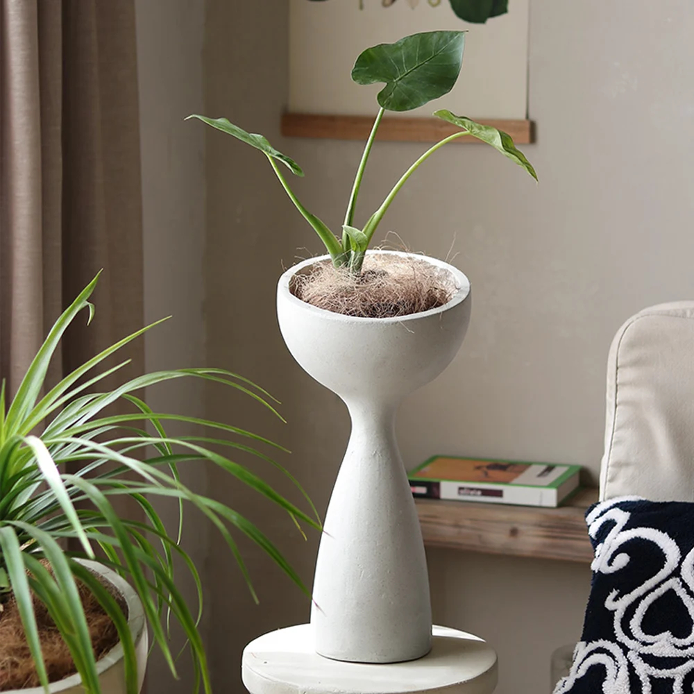 How to Choose the Perfect Outdoor Color Palette for Spring 2026