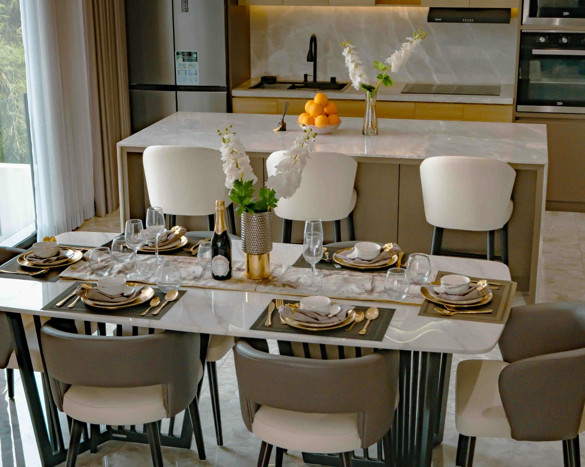 What Size Dining Table Do You Need for 4 People?