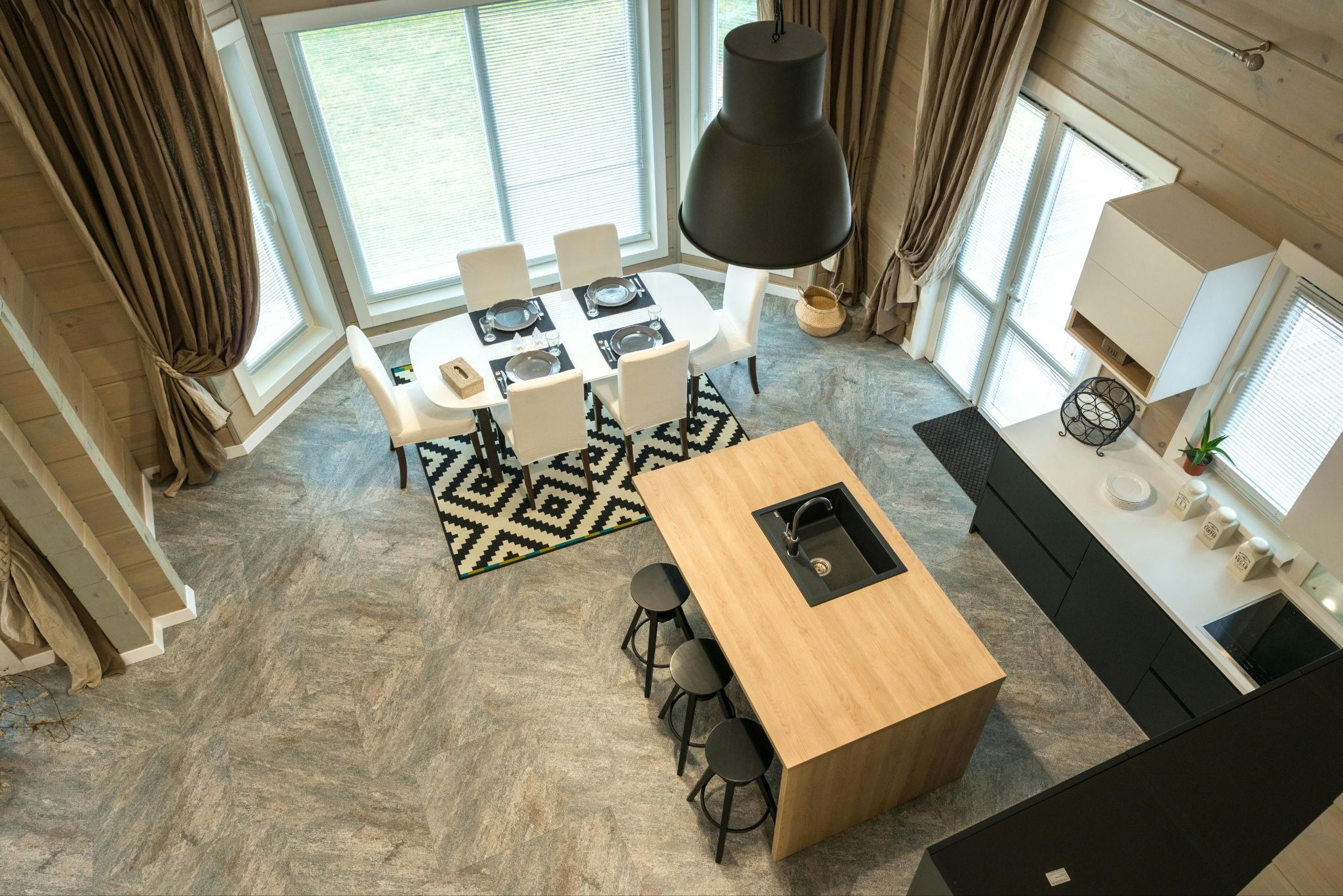 How Much Overhang Should a Kitchen Island Have for Seating?
