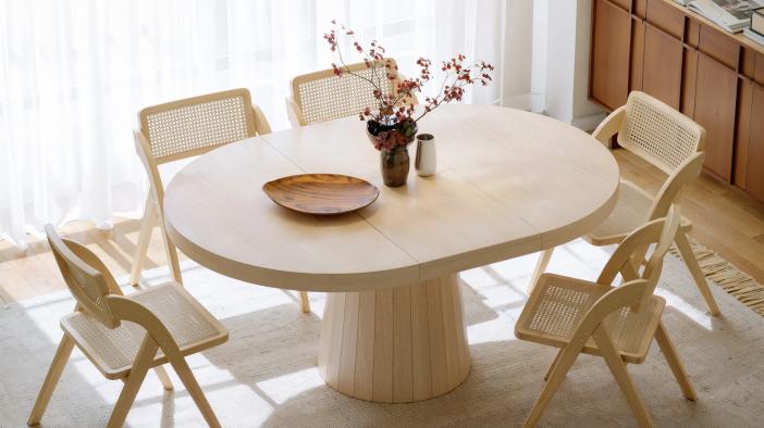 What Is the Standard Dining Table Height?