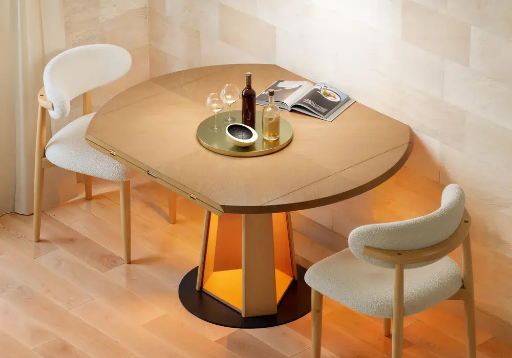 914–1194 mm Extendable Natural Wood Dining Table with LED Light, Seats 2-4