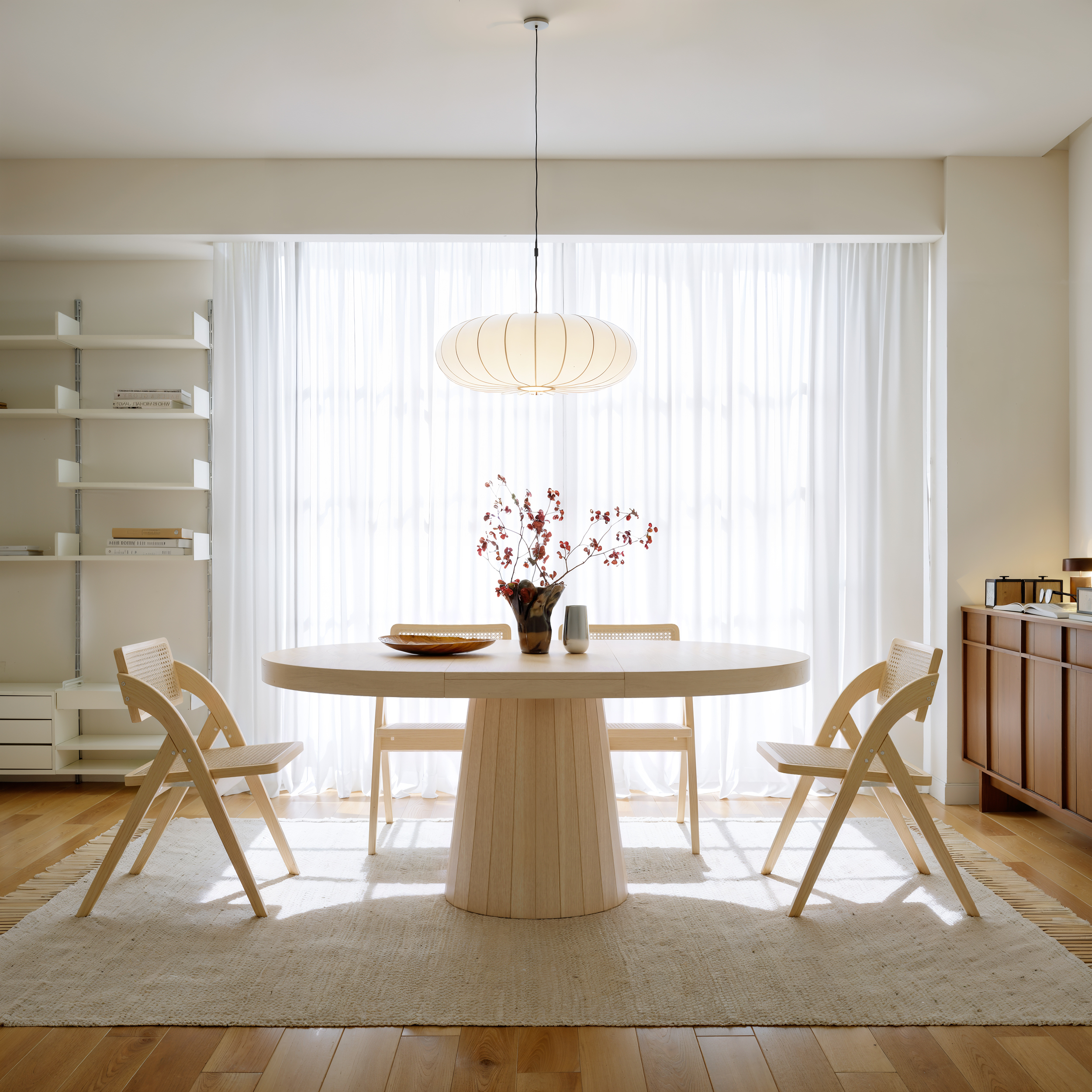 39"-55" Oval & Round Dining Table Extendable Solid Wood for 6 Japandi Whitewash Kitchen
