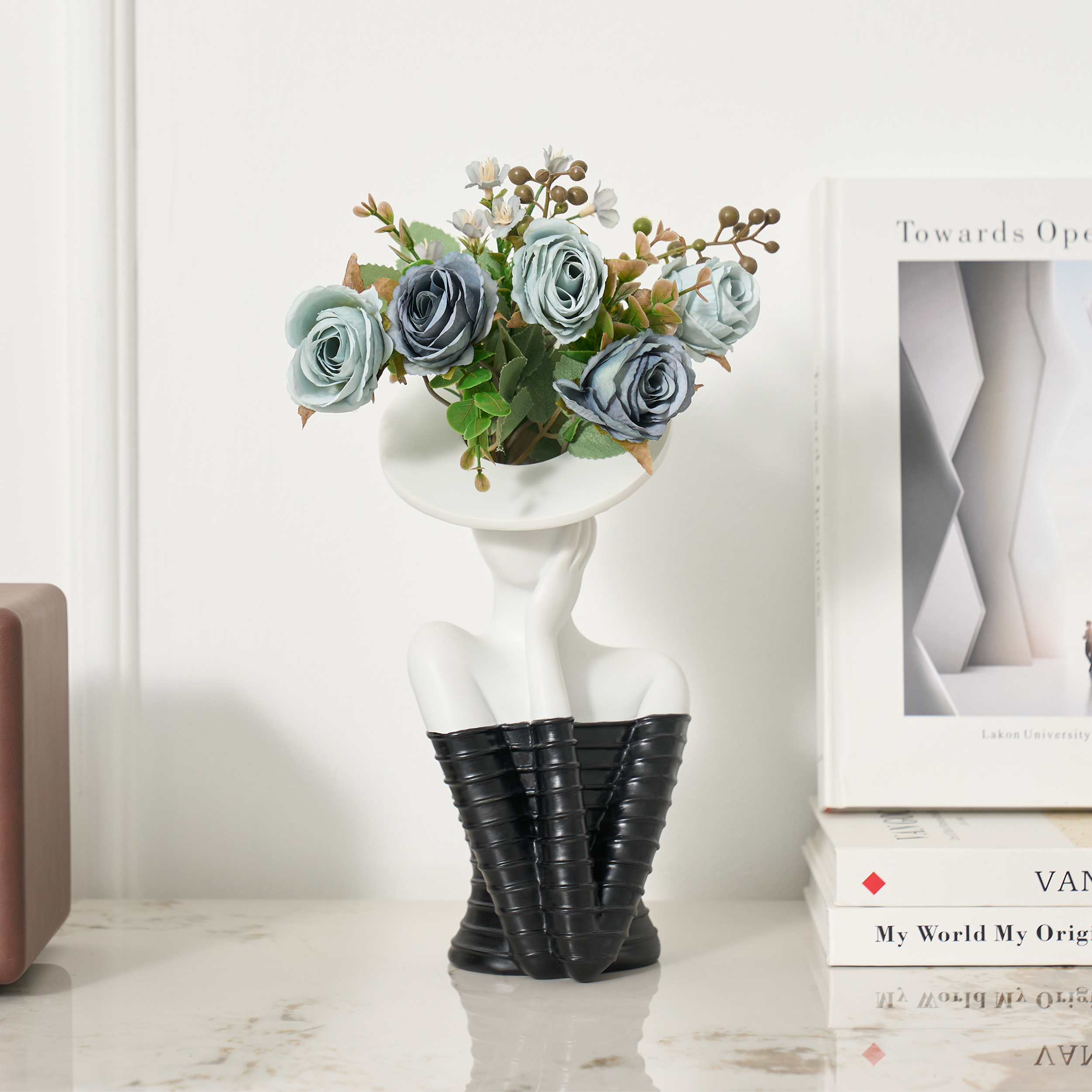 Sculptural Decorative Flower Arrangement, Resin Art Vase with 5-Head Artificial Roses