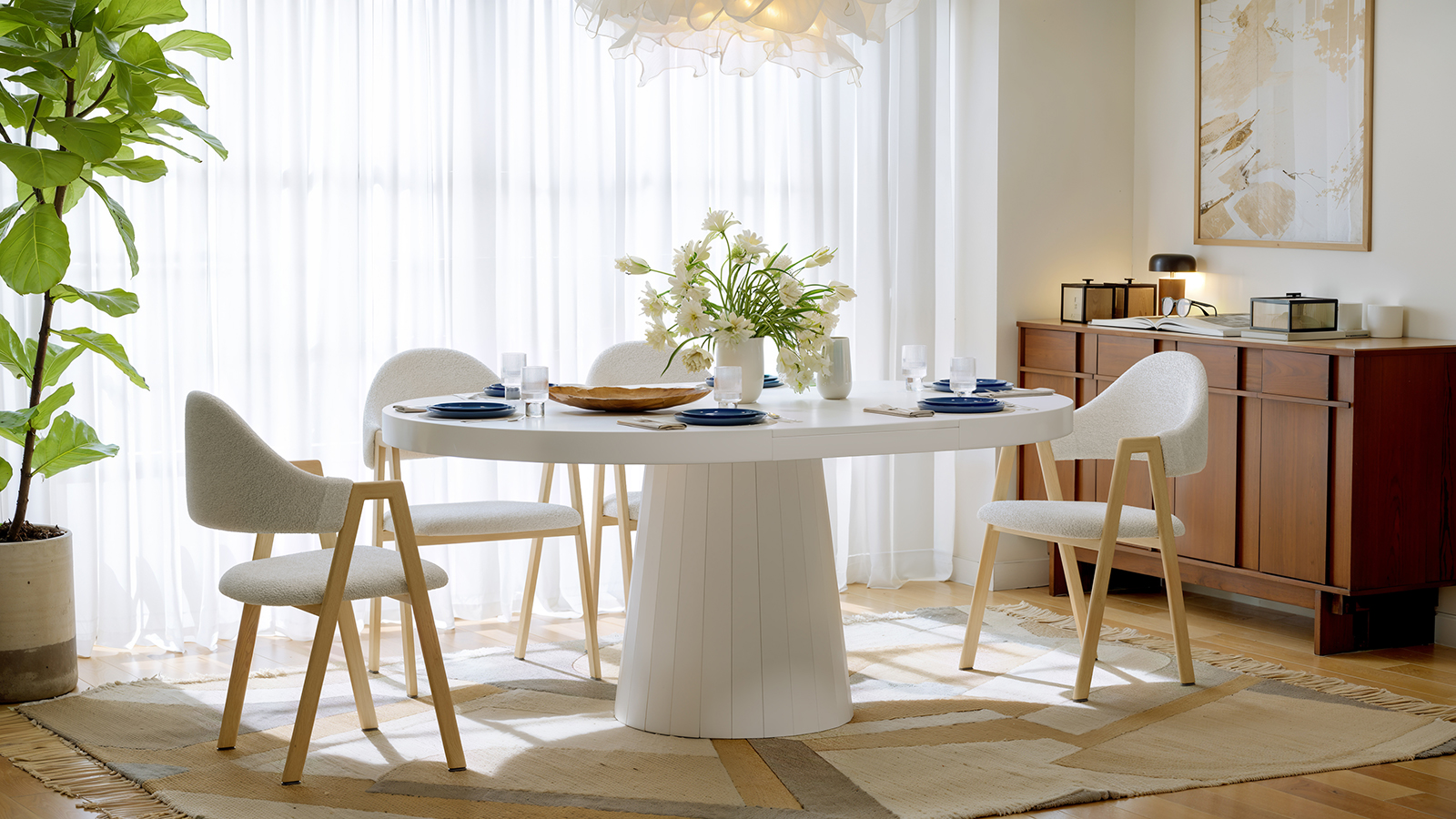 Japandi 1000mm-1400mm Extendable Dining Table for 6 White