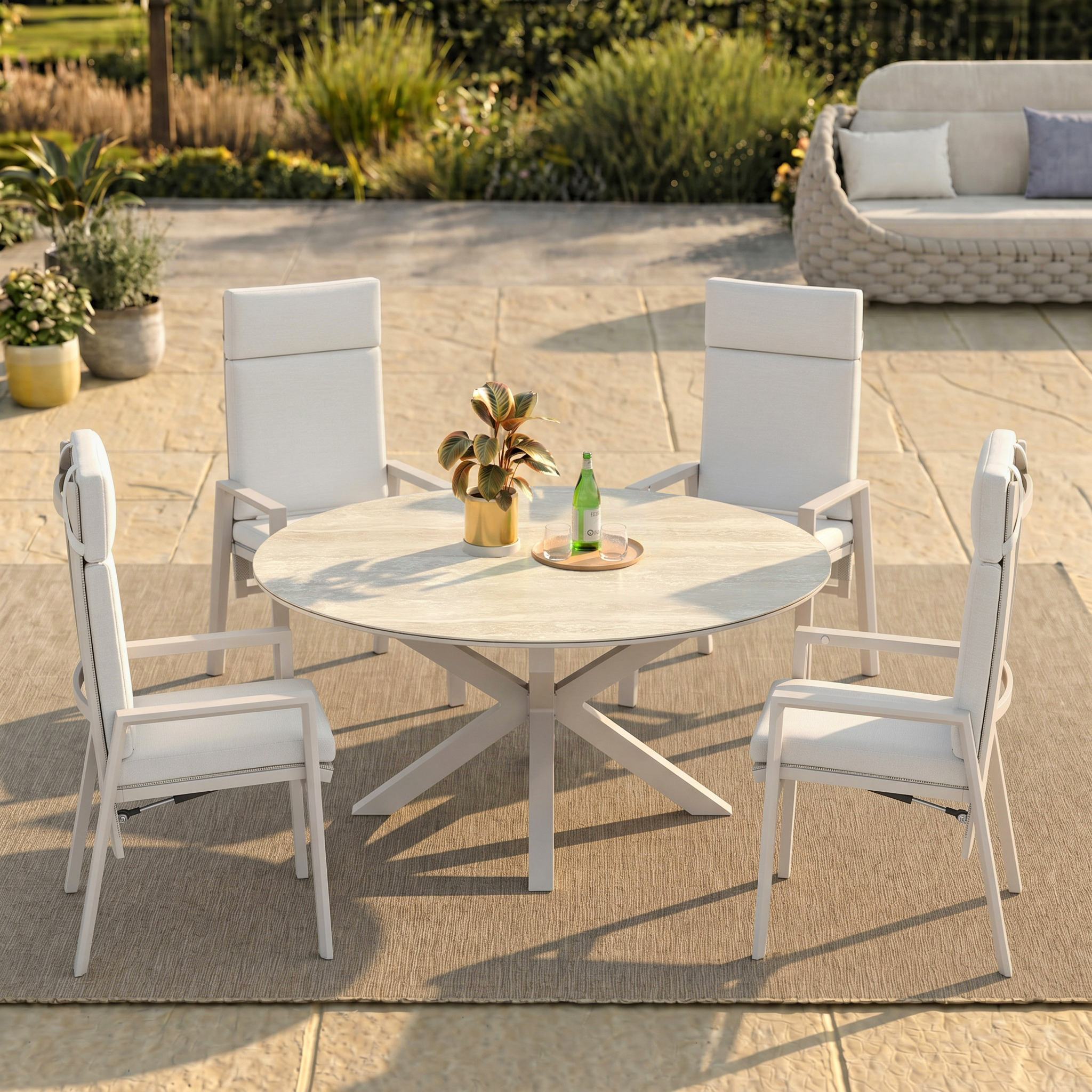 Conjunto de comedor extensible y reclinable de 5 piezas para exteriores en aluminio y piedra sinterizada color arena
